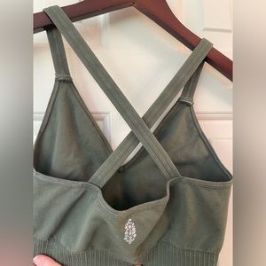Free People Movement cross back sports bra size xs/s in green